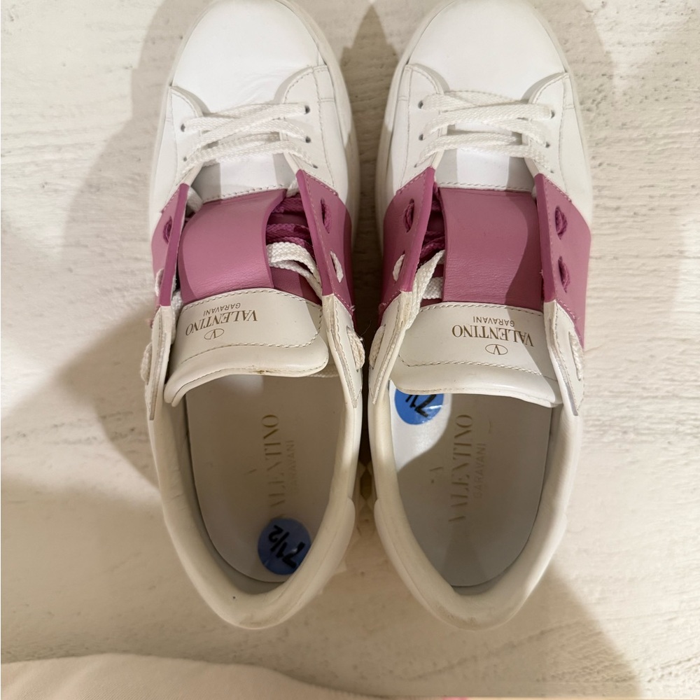 Valentino White and Pink Sneakers with Minimal Rockstuds on heel - Picture 6 of 9